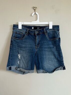 Kut From Kloth Shorts Women's Size 10 Blue Denim Catherine Boyfriend Jean